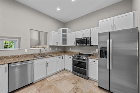 Villa ou maison à vendre à Tampa, Floride: 3 chambres, 182 m2 № 2258422 - photo 7
