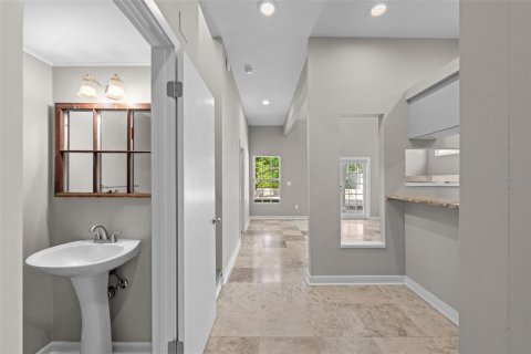Villa ou maison à vendre à Tampa, Floride: 3 chambres, 182 m2 № 2258422 - photo 17