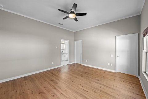 Villa ou maison à vendre à Tampa, Floride: 3 chambres, 182 m2 № 2258422 - photo 13
