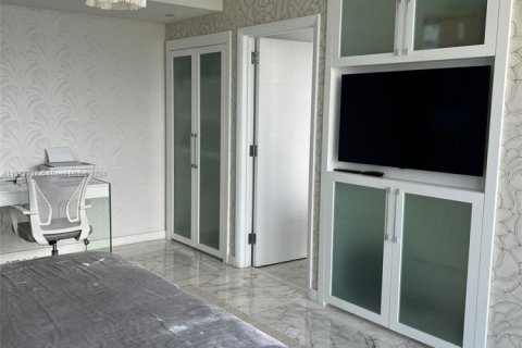 Condominio en alquiler en Sunny Isles Beach, Florida, 3 dormitorios, 181.72 m2 № 2054486 - foto 19