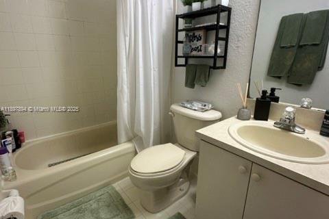 Снять в аренду кондоминиум в Майами, Флорида 4 спальни, 160.54м2, № 1949669 - фото 5