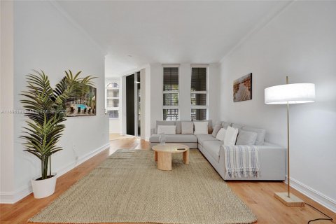 Снять в аренду кондоминиум в Авентура, Флорида 2 спальни, 120.77м2, № 1950465 - фото 1