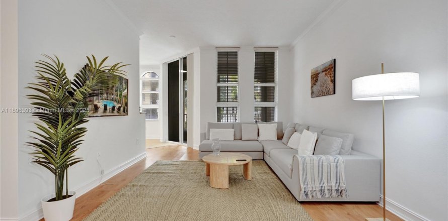 Кондоминиум с 2 спальнями в Авентура, Флорида № 1950465