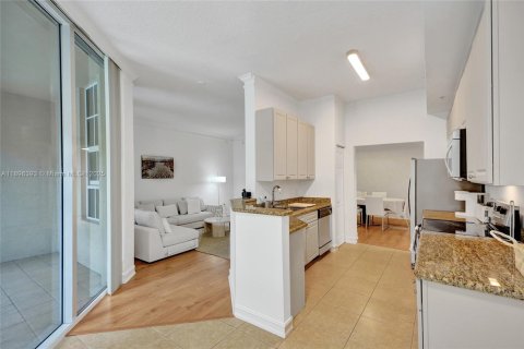 Снять в аренду кондоминиум в Авентура, Флорида 2 спальни, 120.77м2, № 1950465 - фото 16