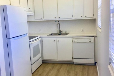 Condo in Boca Raton, Florida, 2 bedrooms № 2261446 - photo 2
