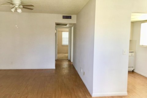 Condo in Boca Raton, Florida, 2 bedrooms № 2261446 - photo 15
