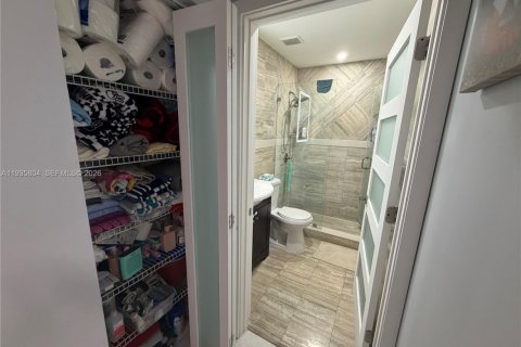 Casa en venta en Homestead, Florida, 3 dormitorios, 120.22 m2 № 2011641 - foto 20