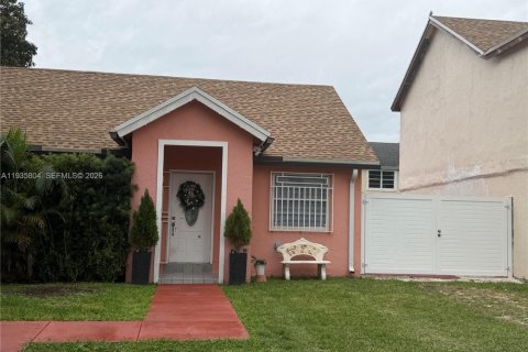 Casa en venta en Homestead, Florida, 3 dormitorios, 120.22 m2 № 2011641 - foto 4