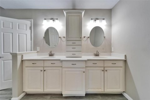 Casa en venta en Temple Terrace, Florida, 4 dormitorios, 187.76 m2 № 1803146 - foto 28