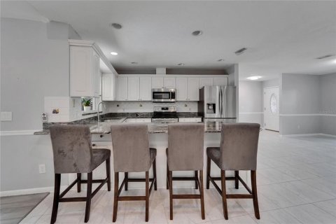 Casa en venta en Temple Terrace, Florida, 4 dormitorios, 187.76 m2 № 1803146 - foto 14