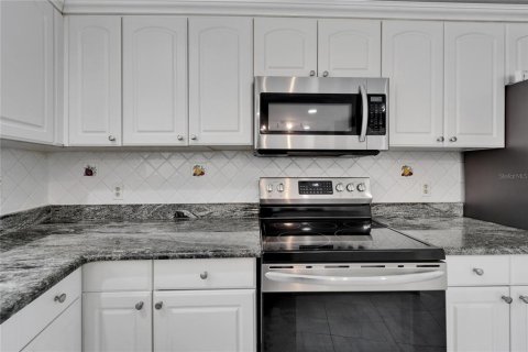 Casa en venta en Temple Terrace, Florida, 4 dormitorios, 187.76 m2 № 1803146 - foto 19