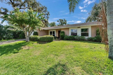Casa en venta en Temple Terrace, Florida, 4 dormitorios, 187.76 m2 № 1803146 - foto 4