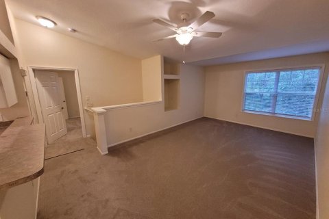 Copropriété à louer à Zephyrhills, Floride: 3 chambres, 118.73 m2 № 2389028 - photo 7