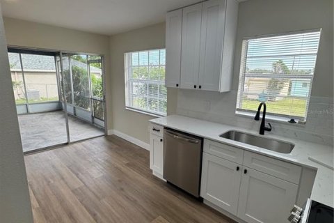 Villa ou maison à vendre à Spring Hill, Floride: 2 chambres, 89.93 m2 № 1905238 - photo 19