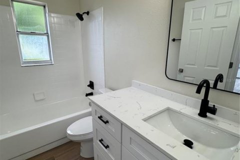 Villa ou maison à vendre à Spring Hill, Floride: 2 chambres, 89.93 m2 № 1905238 - photo 30