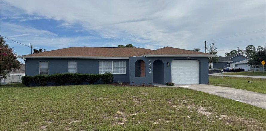 Villa ou maison à Spring Hill, Floride 2 chambres, 89.93 m2 № 1905238