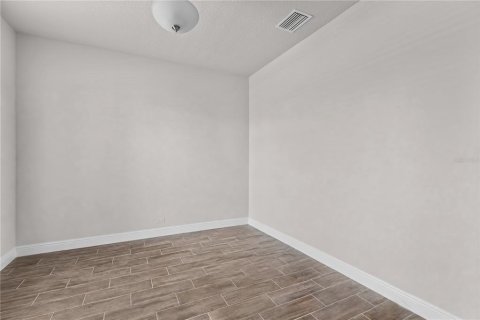 House in Sarasota, Florida 3 bedrooms, 181.16 sq.m. № 2266363 - photo 12