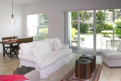 Townhouse in Boca Raton, Florida 3 bedrooms, 195.65 sq.m. № 2087834 - photo 8