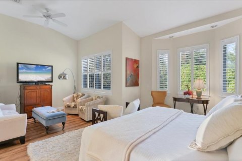 Condo in Bradenton, Florida, 4 bedrooms № 2213496 - photo 22