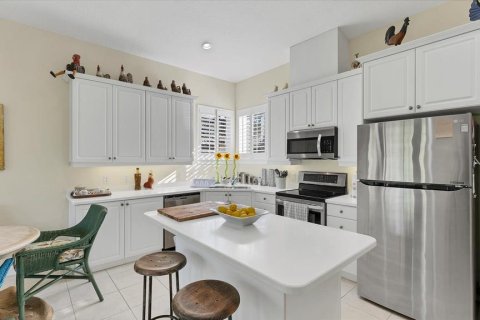 Condo in Bradenton, Florida, 4 bedrooms № 2213496 - photo 14