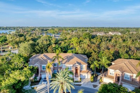 Condo in Bradenton, Florida, 4 bedrooms № 2213496 - photo 3