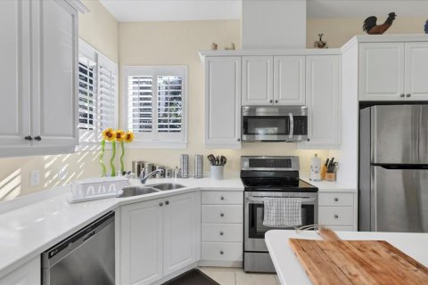 Condo in Bradenton, Florida, 4 bedrooms № 2213496 - photo 15