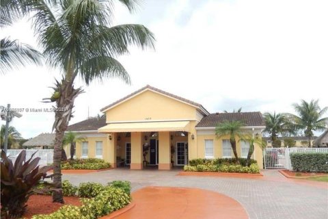 Copropriété à louer à Homestead, Floride: 3 chambres, 132.2 m2 № 1896692 - photo 18
