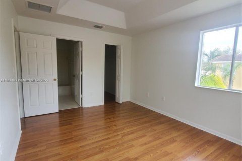 Copropriété à louer à Homestead, Floride: 3 chambres, 132.2 m2 № 1896692 - photo 10