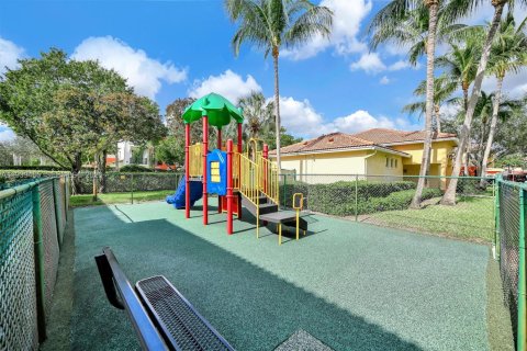 Adosado en venta en Davie, Florida, 2 dormitorios, 102.47 m2 № 1999097 - foto 18