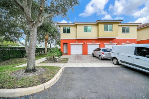 Adosado en venta en Davie, Florida, 2 dormitorios, 102.47 m2 № 1999097 - foto 5