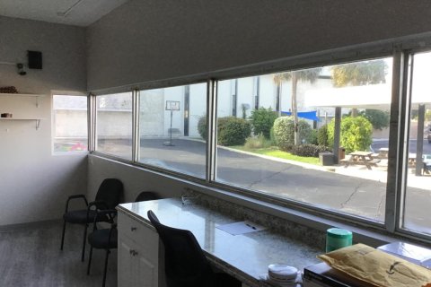 Propiedad comercial en venta en St. Lucie, Florida № 2185775 - foto 23