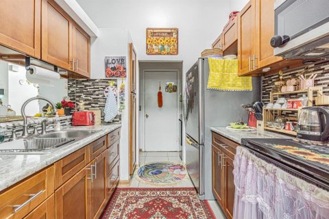 Villa ou maison à vendre à Tampa, Floride: 3 chambres, 110.55 m2 № 1912474 - photo 5