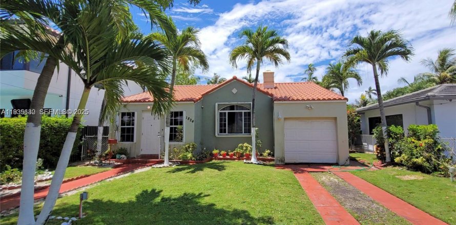 Casa en Miami, Florida 2 dormitorios, 130.53 m2 № 1993761