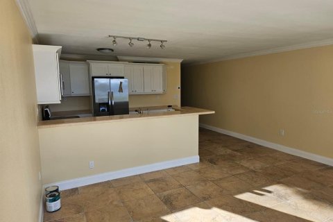 Condo in Tampa, Florida, 1 bedroom № 2228422 - photo 6