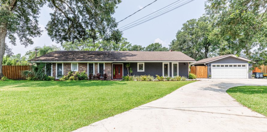 House in Fleming Island, Florida 4 bedrooms, 204.57 sq.m. № 768878