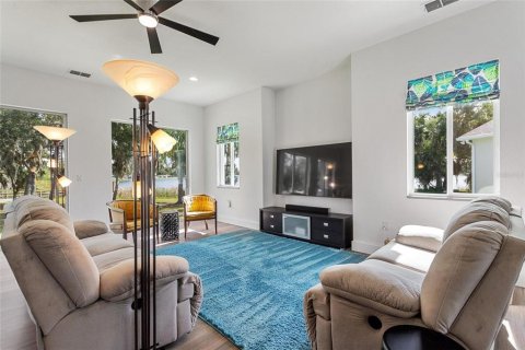 Villa ou maison à vendre à Polk City, Floride: 4 chambres, 365.66 m2 № 2124830 - photo 7