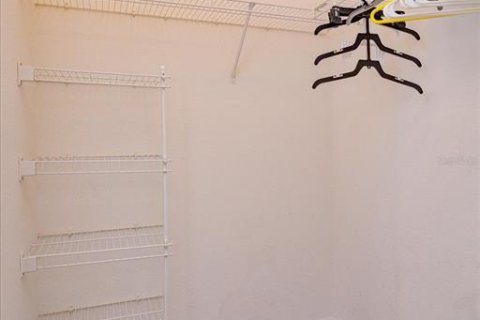 Condominio en venta en Kissimmee, Florida, 2 dormitorios, 94.95 m2 № 2115404 - foto 14