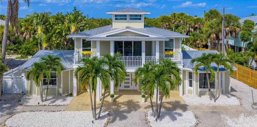Villa ou maison à Placida, Floride 3 chambres, 233.84 m2 № 2216448