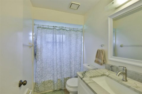 Купить кондоминиум в Сан-Сити-Центр, Флорида 8 комнат, 129.51м2, № 1825273 - фото 16