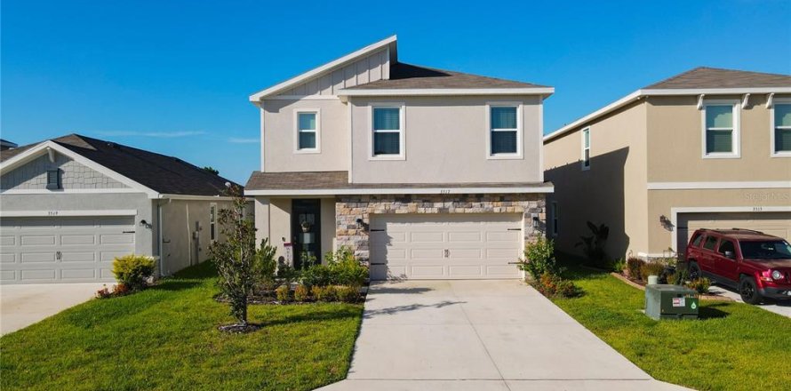 Touwnhouse à Plant City, Floride 5 chambres, 234.3 m2 № 1908114