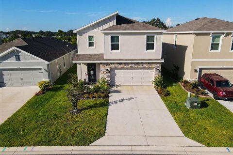 Townhouse in Plant City, Florida 5 bedrooms, 234.3 sq.m. № 1908114 - photo 2