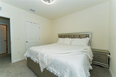 Townhouse in Plant City, Florida 5 bedrooms, 234.3 sq.m. № 1908114 - photo 19