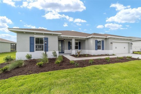 Villa ou maison à louer à Ocala, Floride: 2 chambres, 199 m2 № 2109633 - photo 2