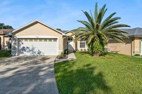 House in Orlando, Florida 3 bedrooms, 107.12 sq.m. № 2393858