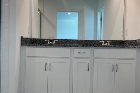 Touwnhouse à louer à Apopka, Floride: 3 chambres, 151.15 m2 № 2113437 - photo 19