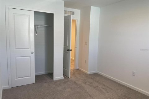 Touwnhouse à louer à Apopka, Floride: 3 chambres, 151.15 m2 № 2113437 - photo 11
