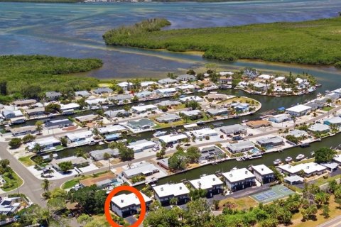 Touwnhouse à vendre à Bradenton, Floride: 2 chambres, 160.54 m2 № 2224918 - photo 6