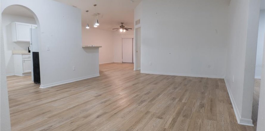 Villa ou maison à Kissimmee, Floride 3 chambres, 139.17 m2 № 2352470