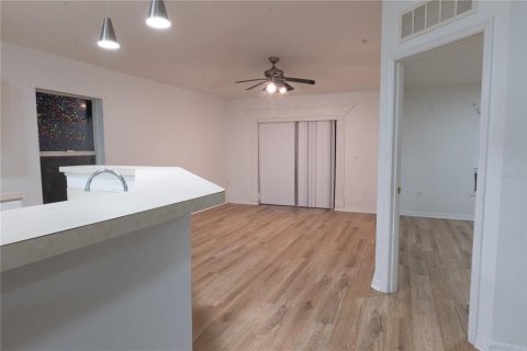 Villa ou maison à vendre à Kissimmee, Floride: 3 chambres, 139.17 m2 № 2352470 - photo 5