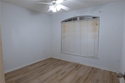 Villa ou maison à vendre à Kissimmee, Floride: 3 chambres, 139.17 m2 № 2352470 - photo 10
